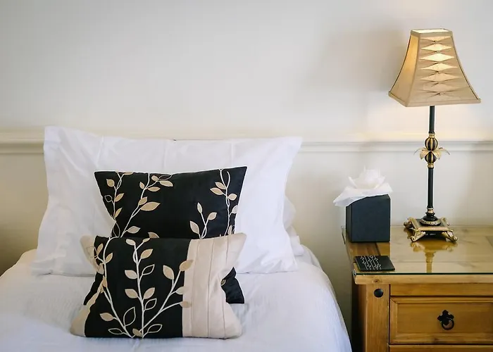 Inn Sun Pooley Bridge